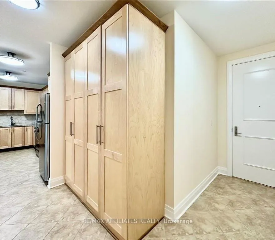 Photo 8 of Unit 102, 1425 Vanier Parkway, Ottawa, Overbrook/Castle Heights — HOMEH
