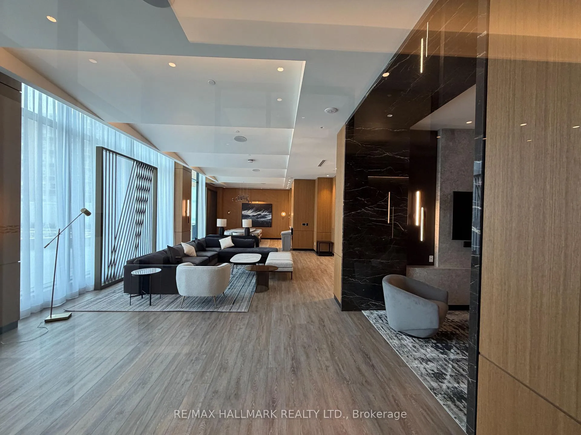 Photo 12 of Unit 2015, 60 Central Park Roadway, Etobicoke, Islington-City Centre West — HOMEH