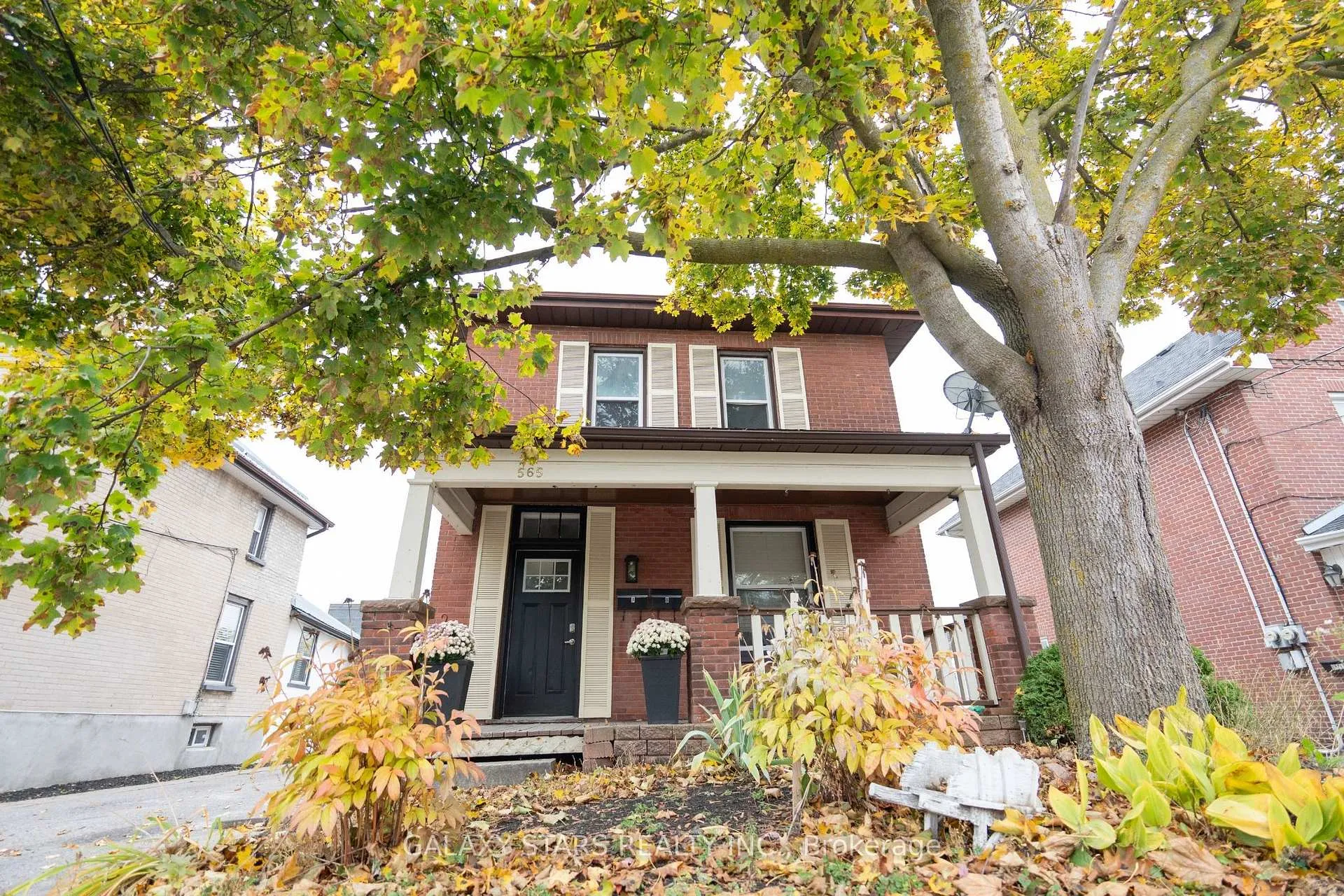 Photo 1 of 565 Romaine Street, Peterborough, Town Ward 3 — HOMEH