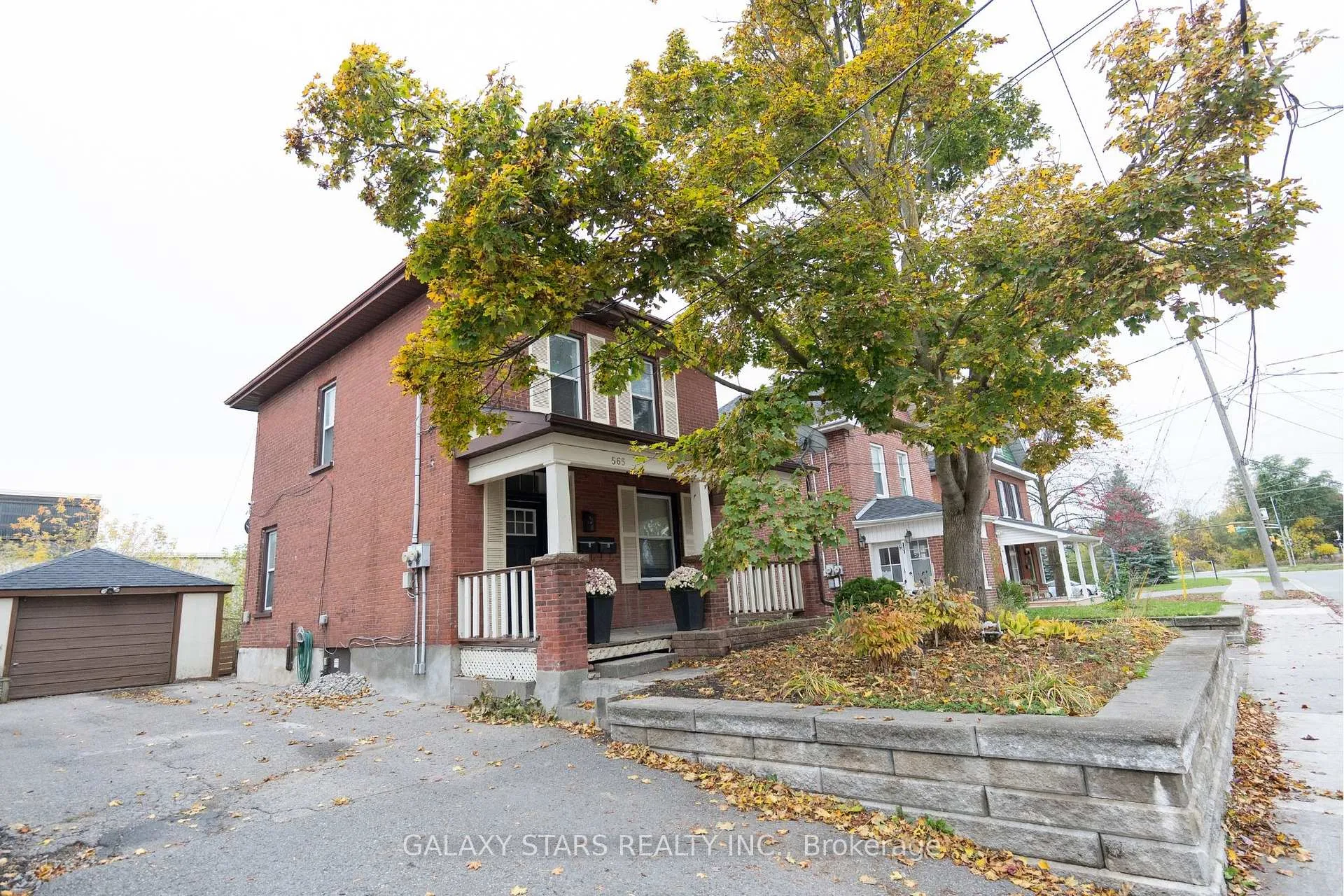 Photo 2 of 565 Romaine Street, Peterborough, Town Ward 3 — HOMEH