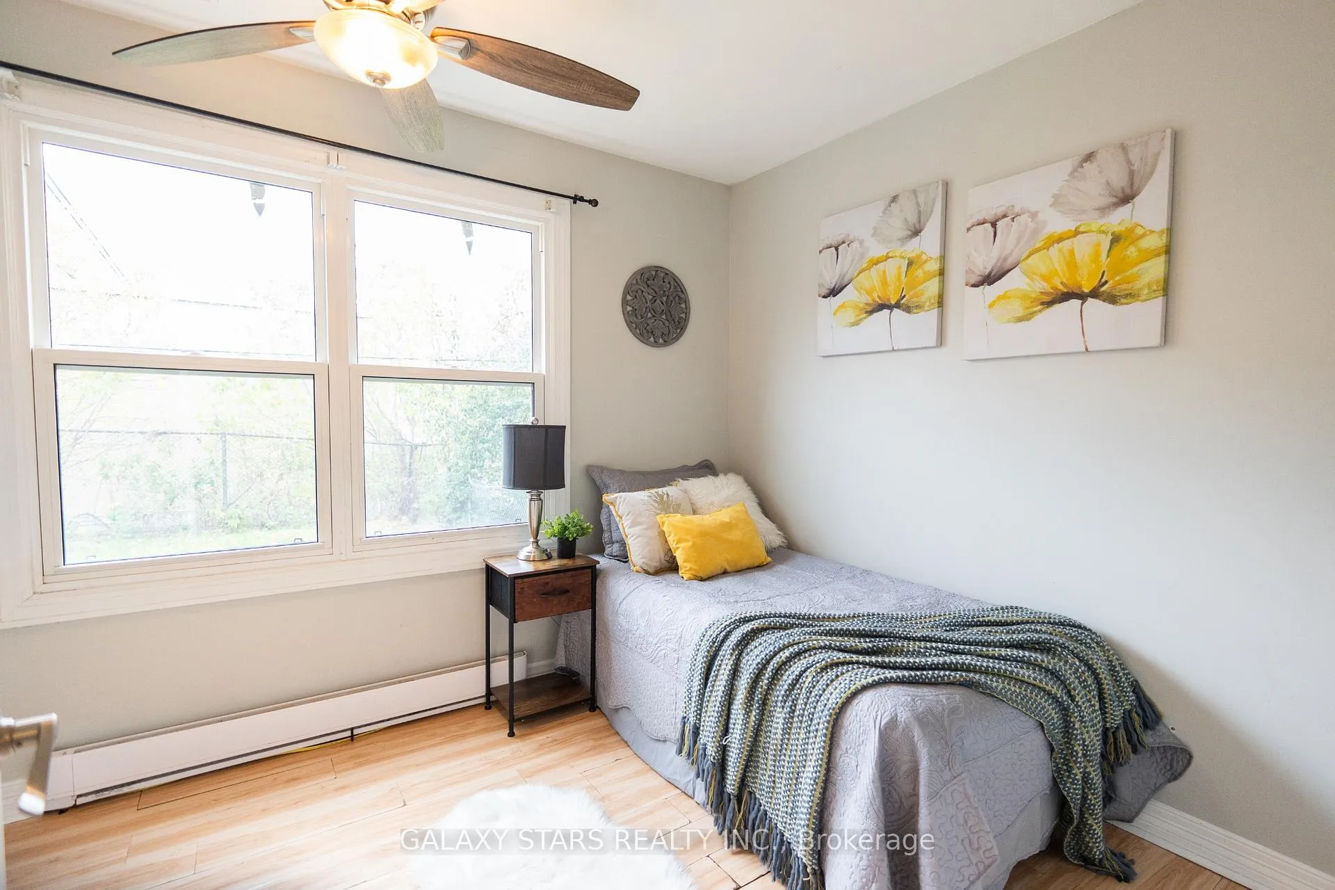 Photo 9 of 565 Romaine Street, Peterborough, Town Ward 3 — HOMEH