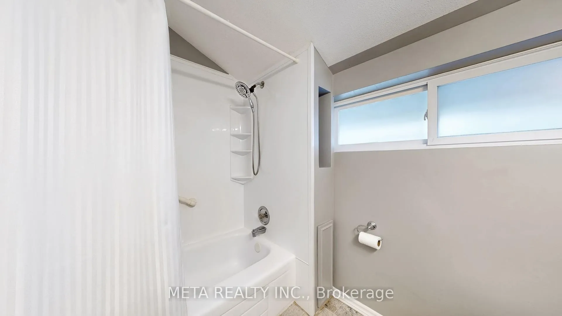 Photo 25 of 28 Orton Park Road, Scarborough, Woburn — HOMEH