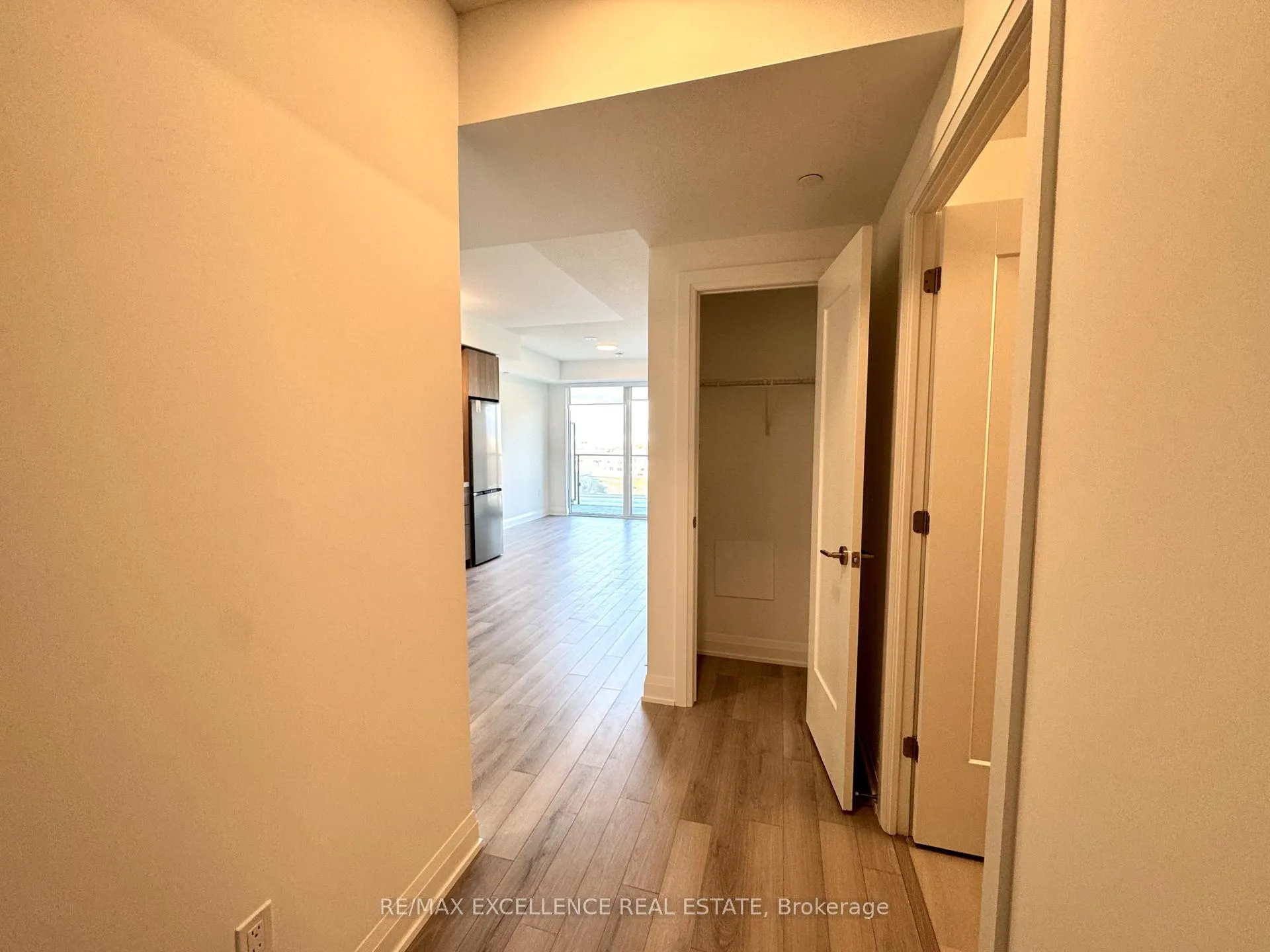 Photo 2 of Unit 426, 15 Skyridge Drive, Brampton, Bram East — HOMEH