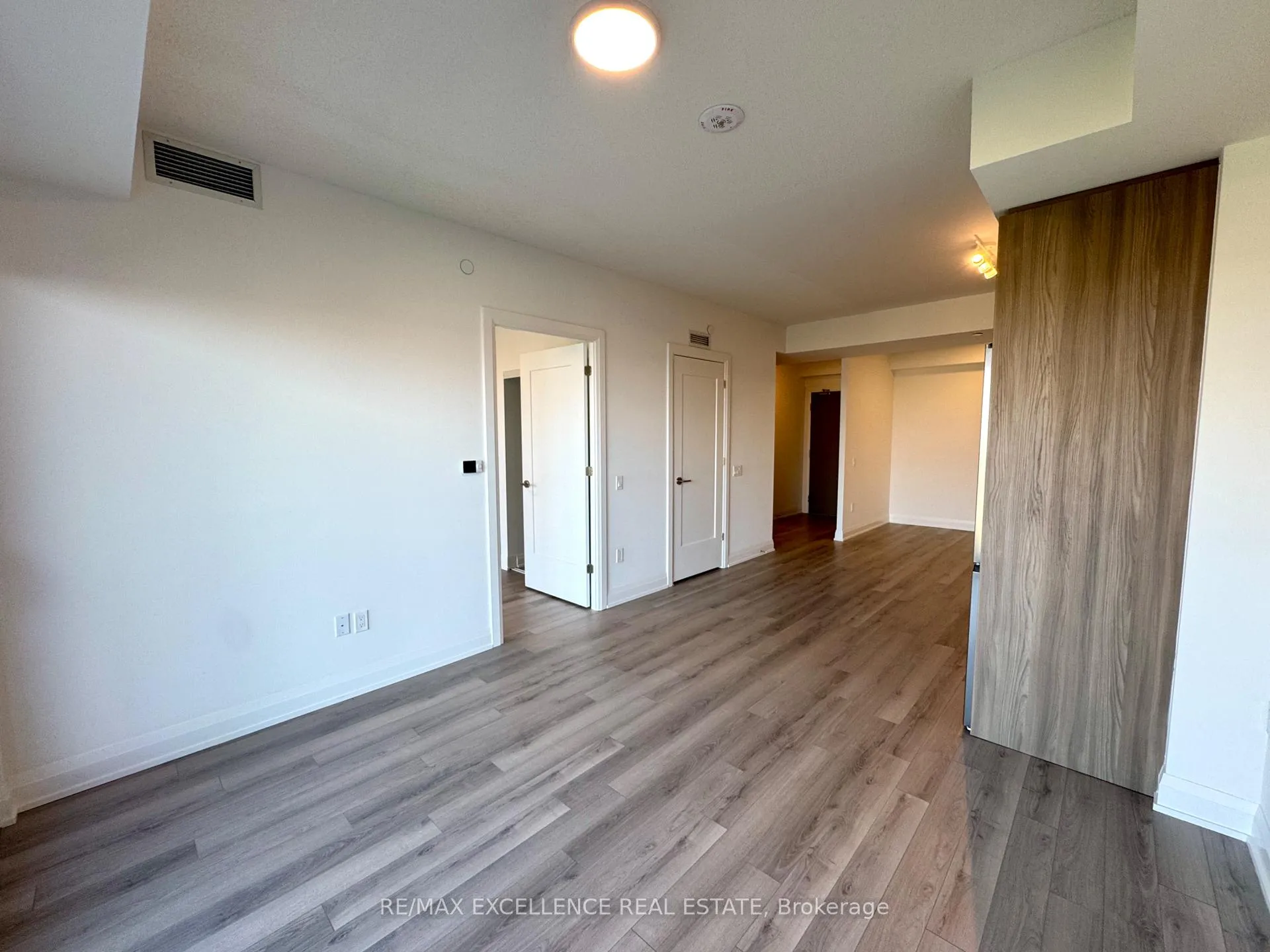 Photo 8 of Unit 426, 15 Skyridge Drive, Brampton, Bram East — HOMEH
