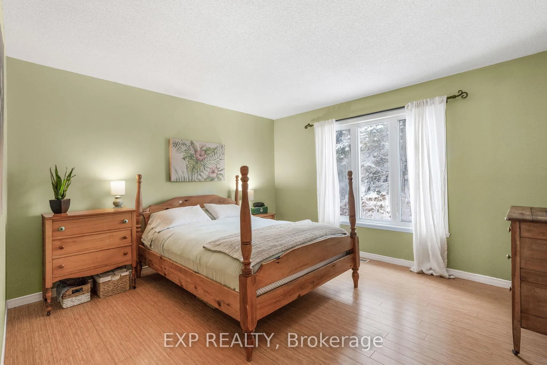 Photo 16 of 2690 Pattee Road E, Champlain, Champlain Twp — HOMEH