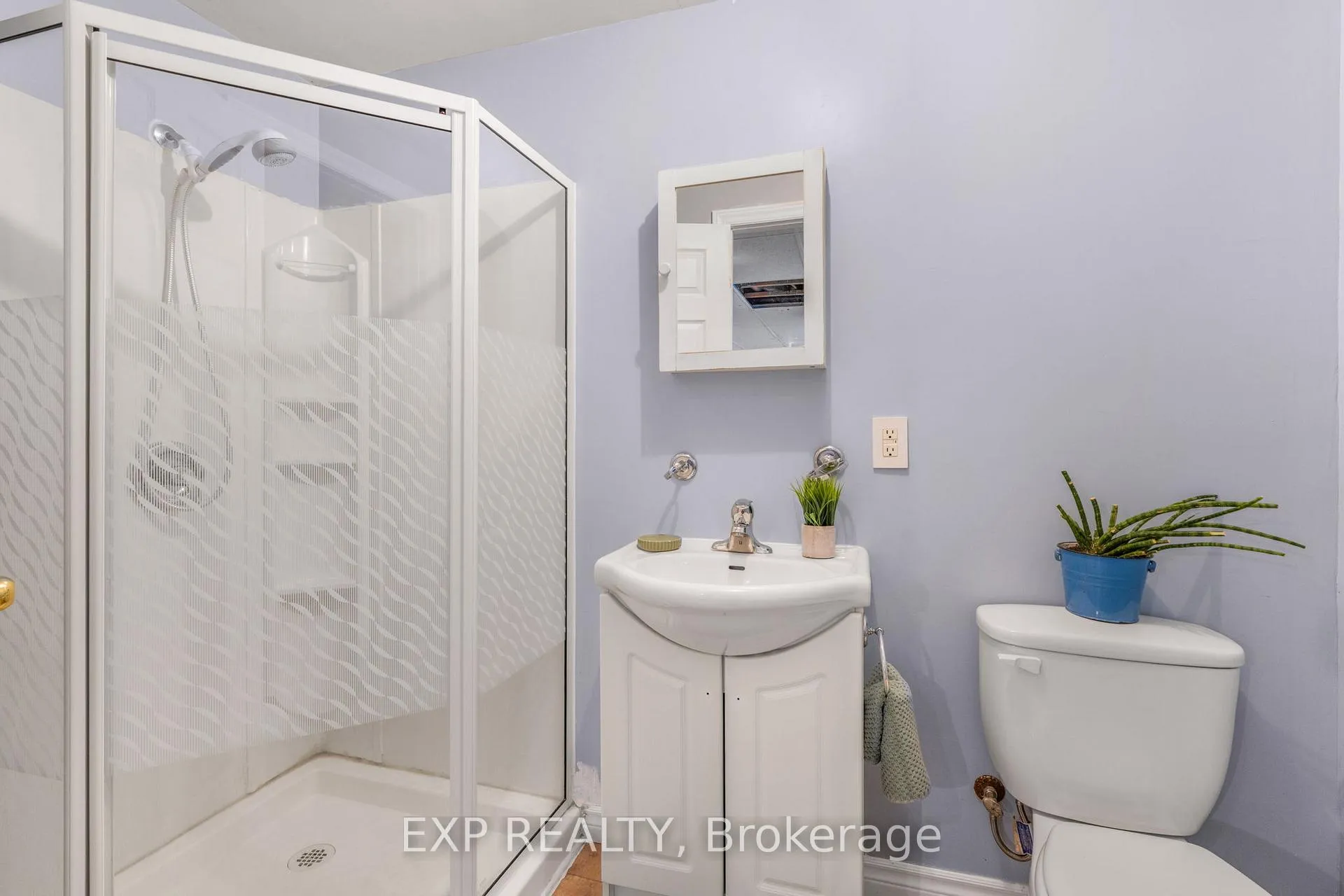 Photo 19 of 2690 Pattee Road E, Champlain, Champlain Twp — HOMEH