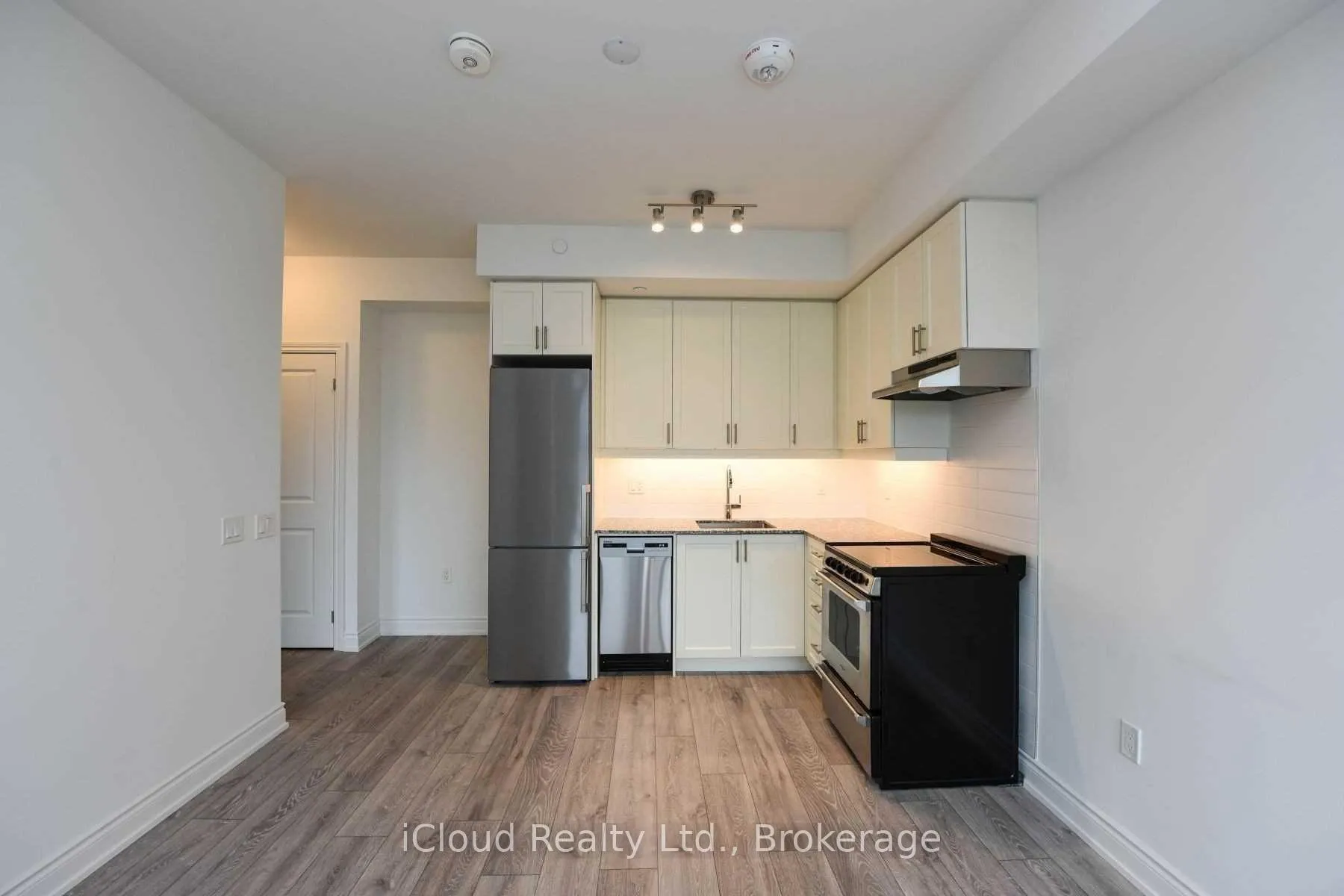Photo 12 of Unit 223, 1050 Main Street, Milton, Dempsey — HOMEH