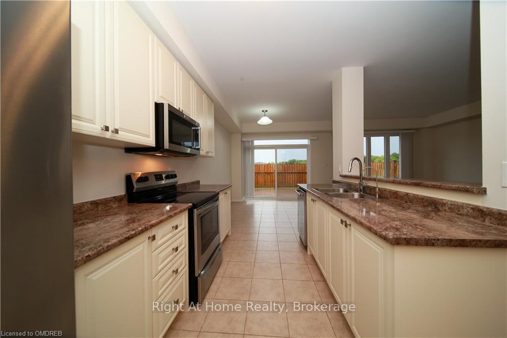 Photo 3 of 6 Legacy Lane, Thorold, Hurricane/Merrittville — HOMEH