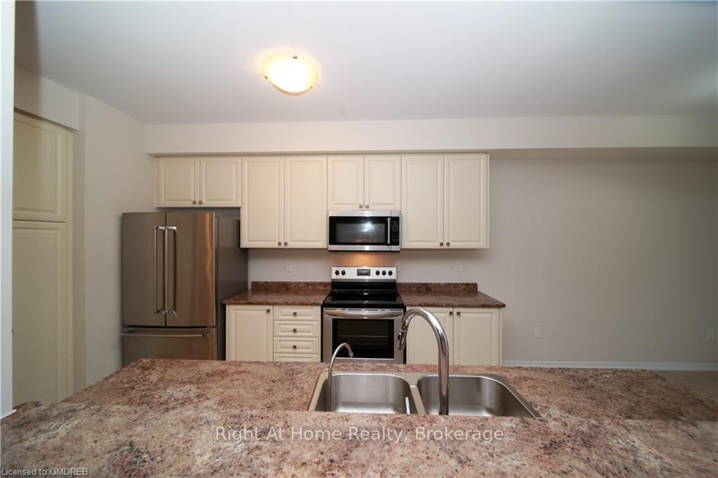 Photo 4 of 6 Legacy Lane, Thorold, Hurricane/Merrittville — HOMEH