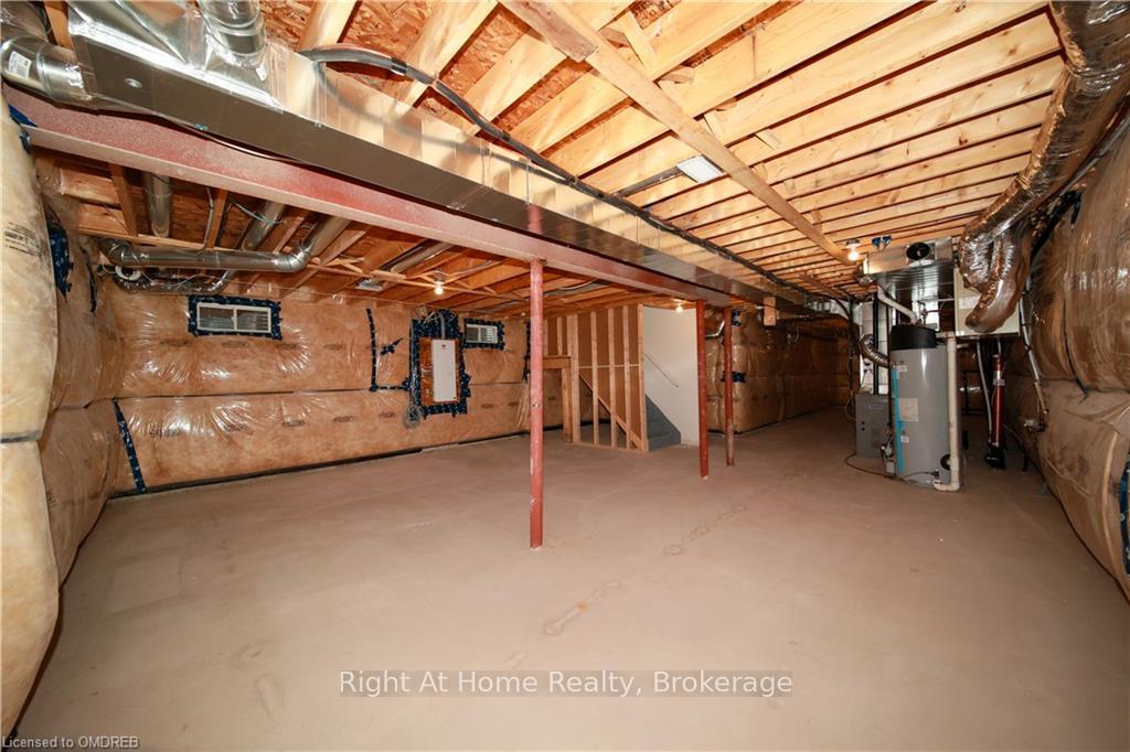 Photo 24 of 6 Legacy Lane, Thorold, Hurricane/Merrittville — HOMEH