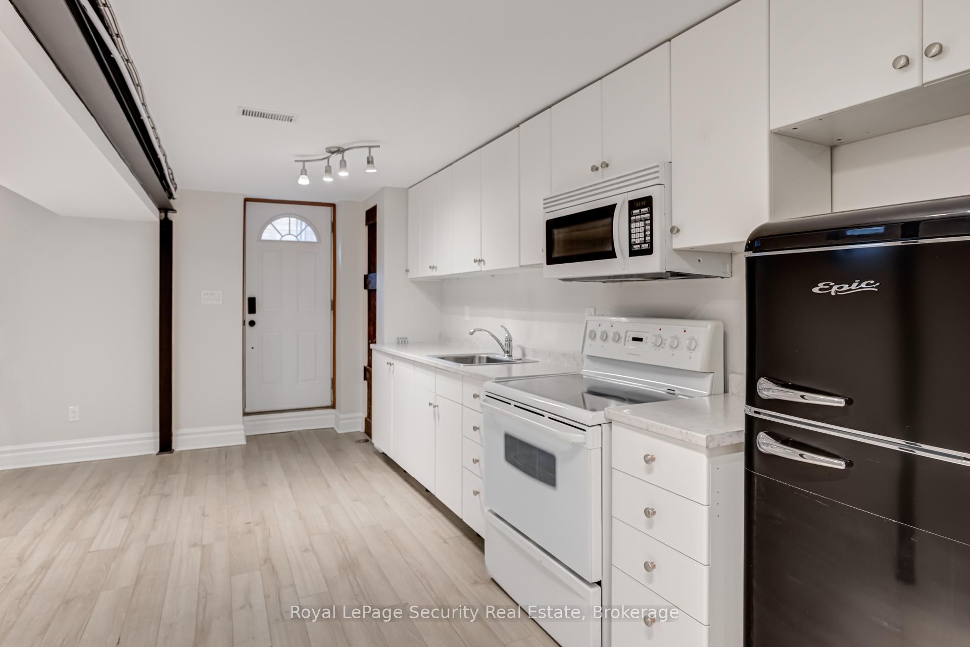 Photo 5 of Unit Lower, 332 Rusholme Road, Toronto, Dufferin Grove — HOMEH