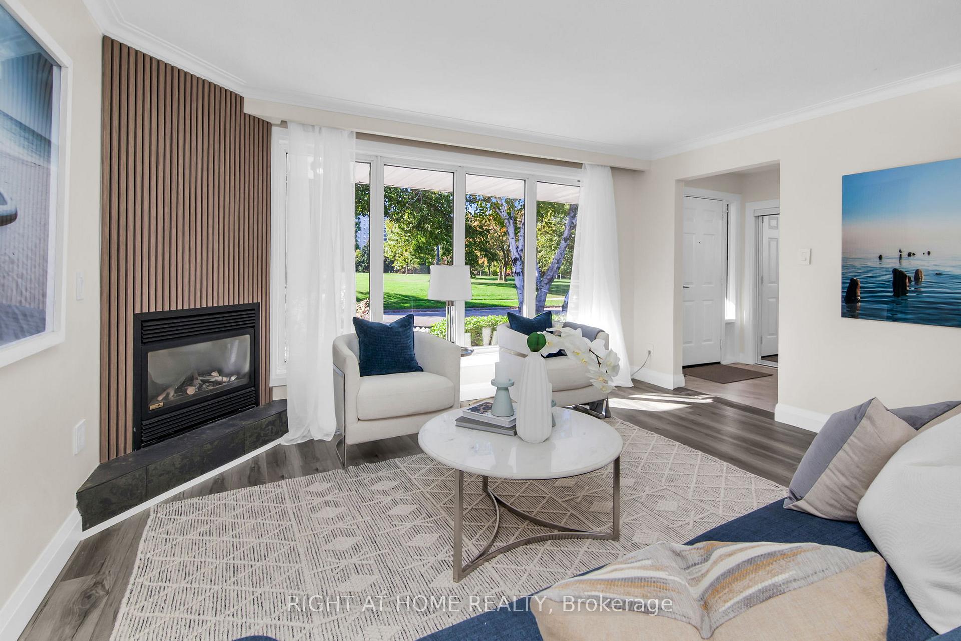 Photo 6 of 47 Dormington Drive, Scarborough, Woburn — HOMEH