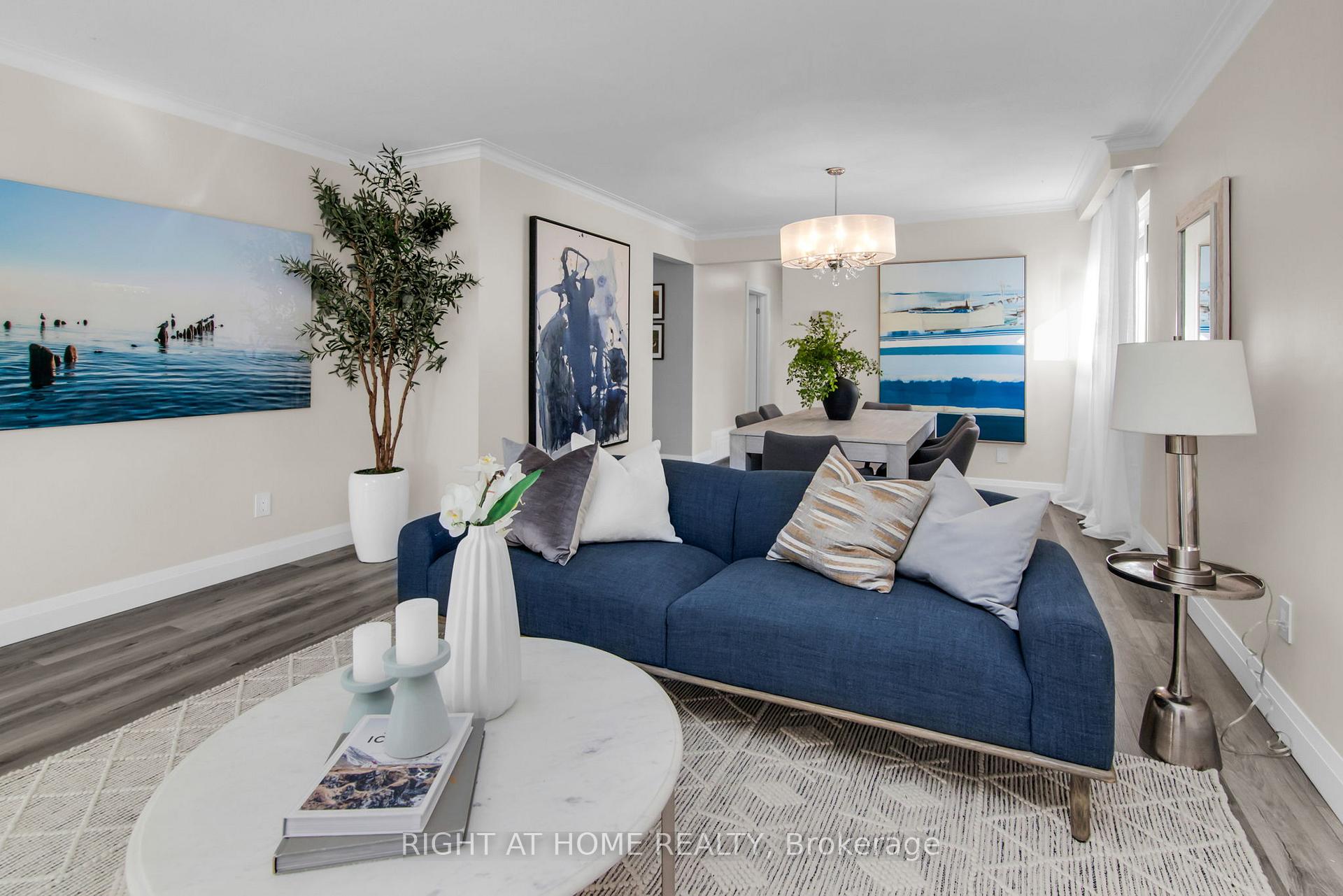 Photo 8 of 47 Dormington Drive, Scarborough, Woburn — HOMEH