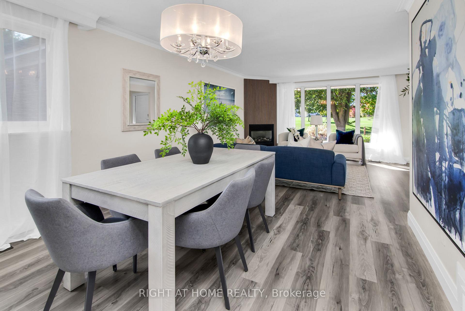 Photo 9 of 47 Dormington Drive, Scarborough, Woburn — HOMEH