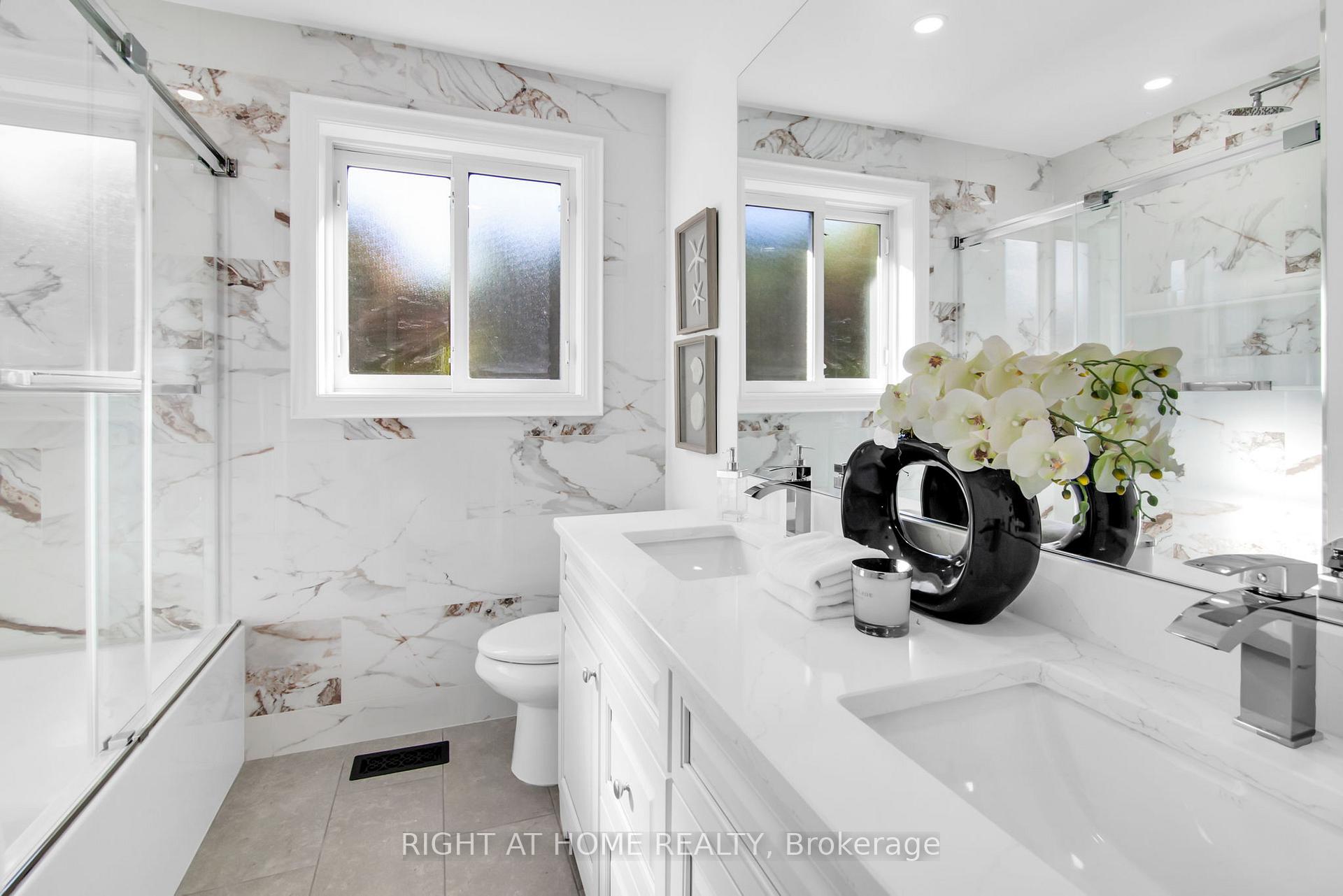 Photo 20 of 47 Dormington Drive, Scarborough, Woburn — HOMEH