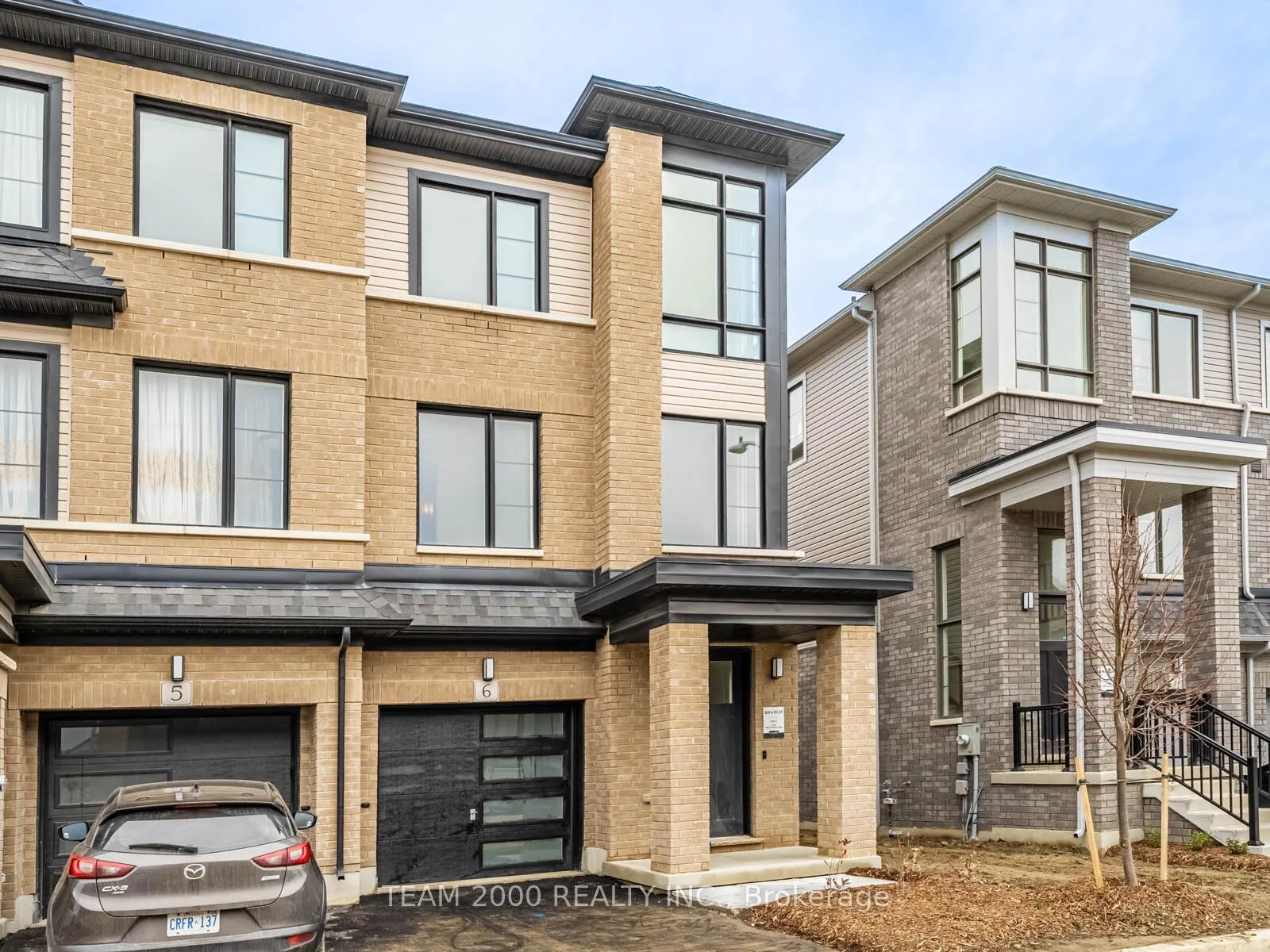 Photo 2 of Unit 6, 474 Provident Way, Hamilton, Mount Hope — HOMEH