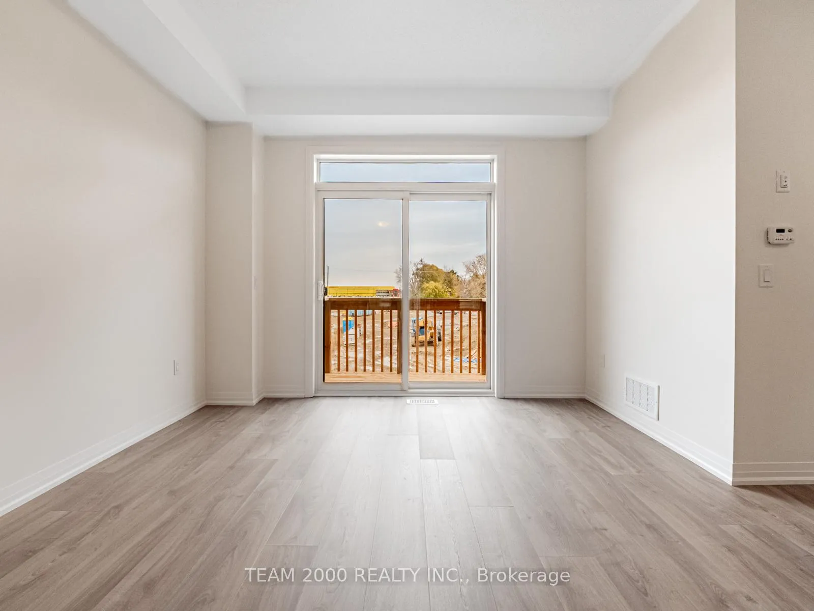 Photo 11 of Unit 6, 474 Provident Way, Hamilton, Mount Hope — HOMEH