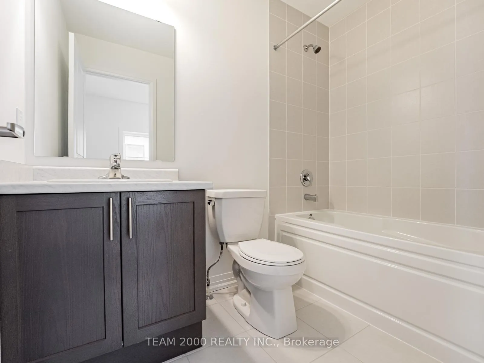 Photo 24 of Unit 6, 474 Provident Way, Hamilton, Mount Hope — HOMEH
