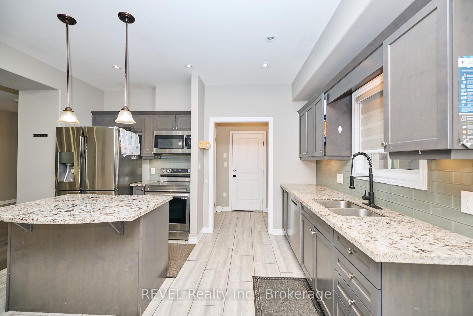 Photo 3 of 41 Success Way, Thorold, Rolling Meadows — HOMEH