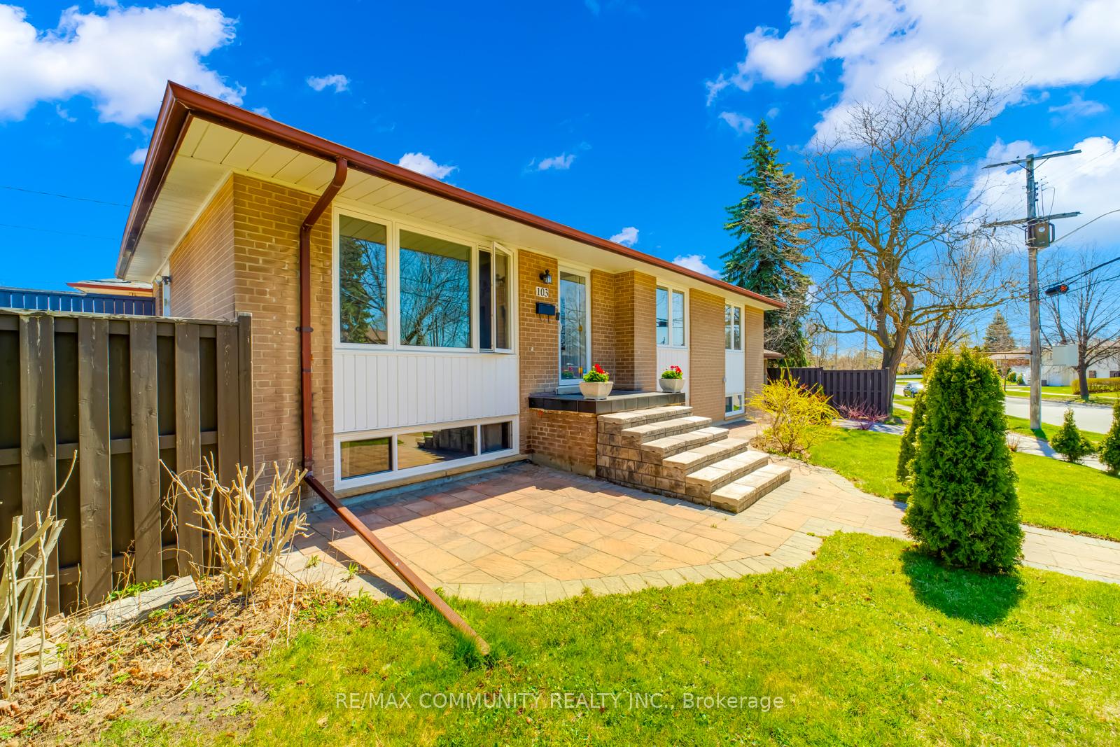 Photo 4 of 103 Packard Boulevard, Scarborough, Bendale — HOMEH