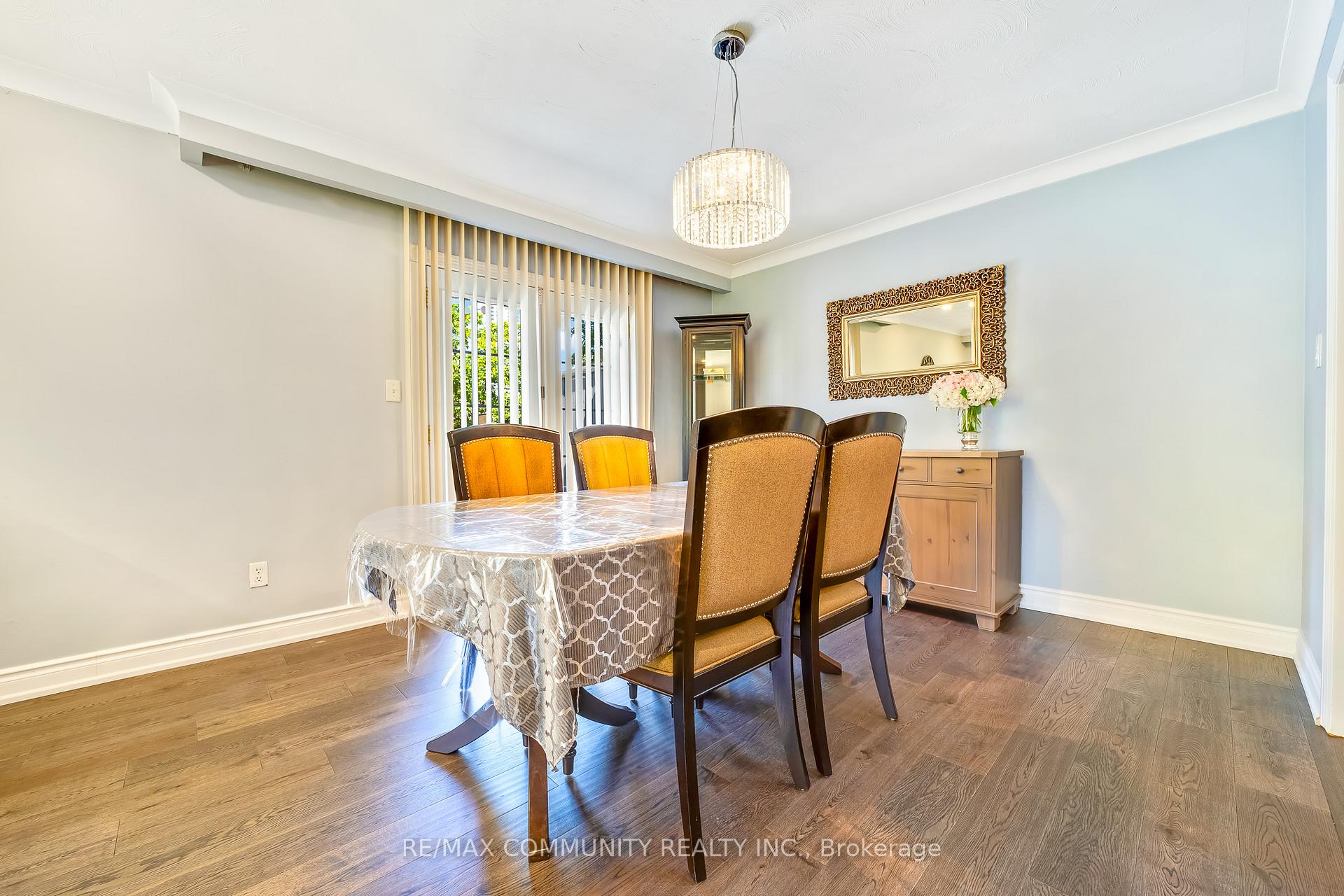 Photo 11 of 103 Packard Boulevard, Scarborough, Bendale — HOMEH