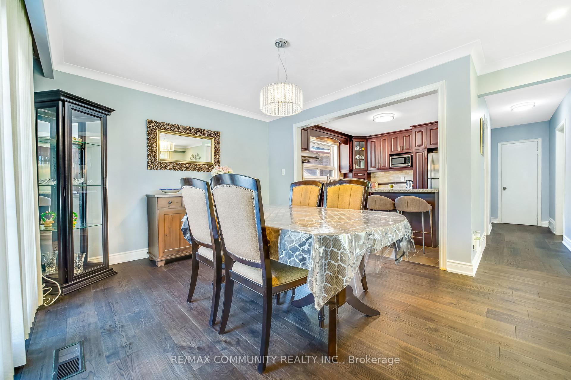 Photo 12 of 103 Packard Boulevard, Scarborough, Bendale — HOMEH
