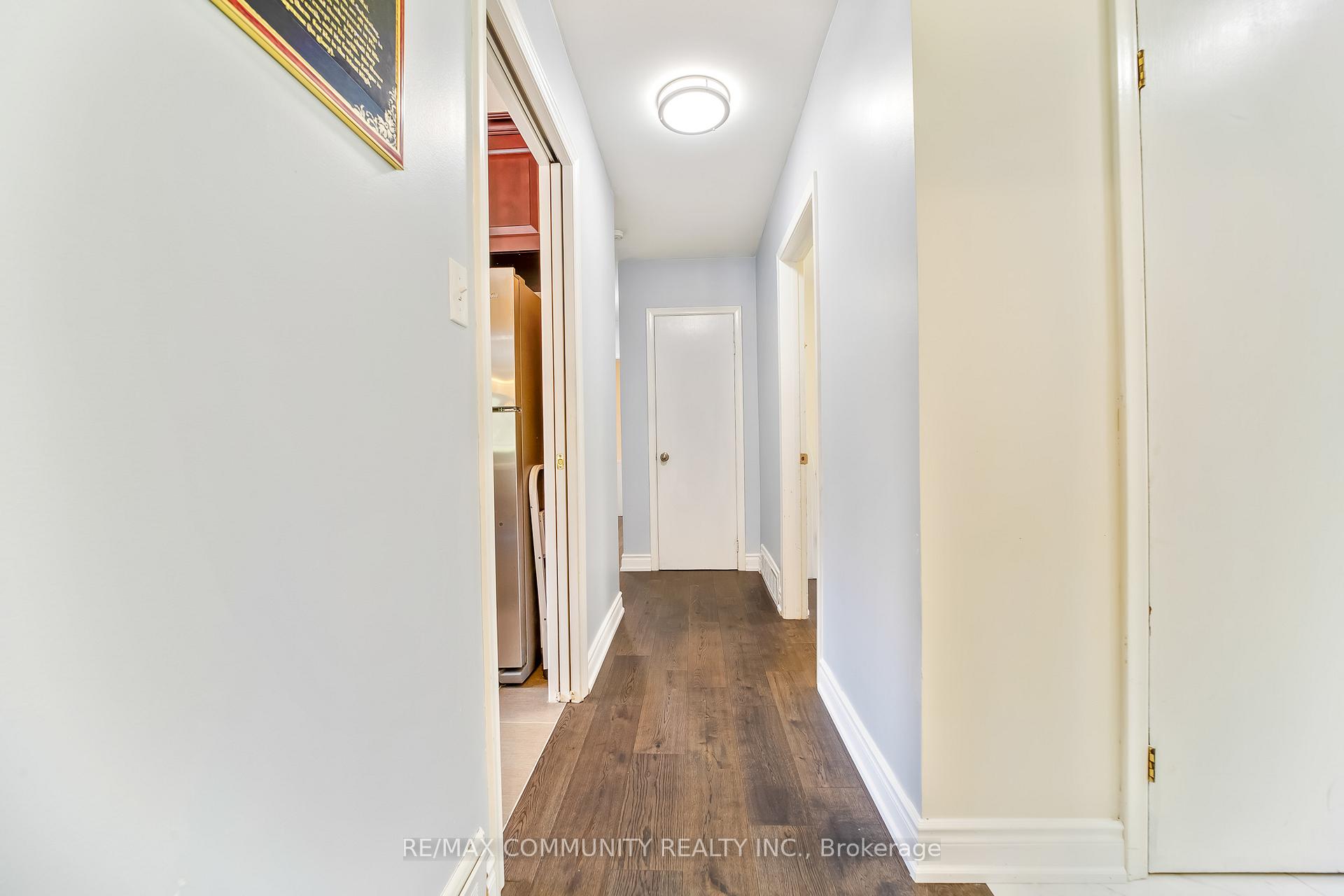 Photo 16 of 103 Packard Boulevard, Scarborough, Bendale — HOMEH