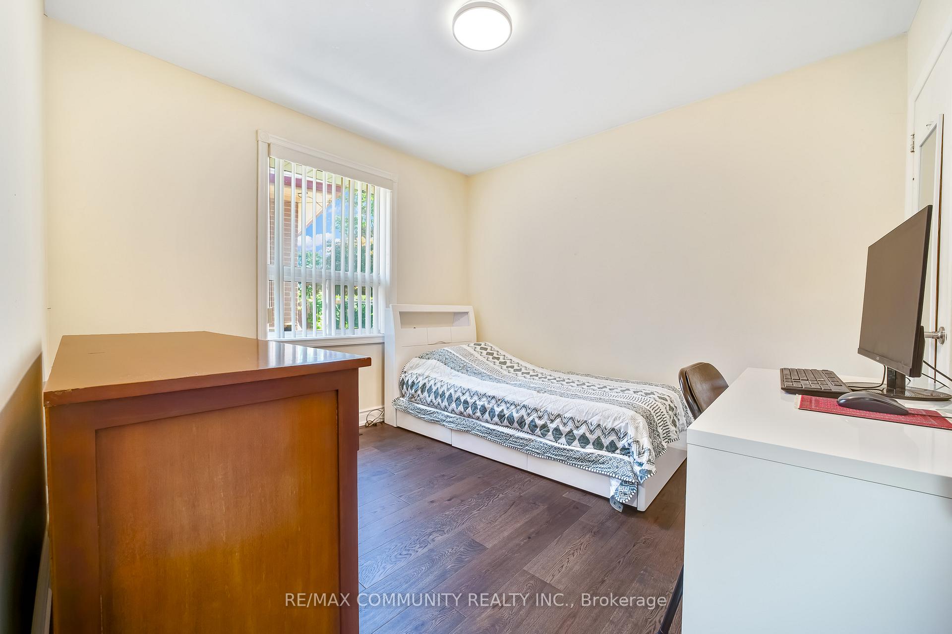 Photo 19 of 103 Packard Boulevard, Scarborough, Bendale — HOMEH