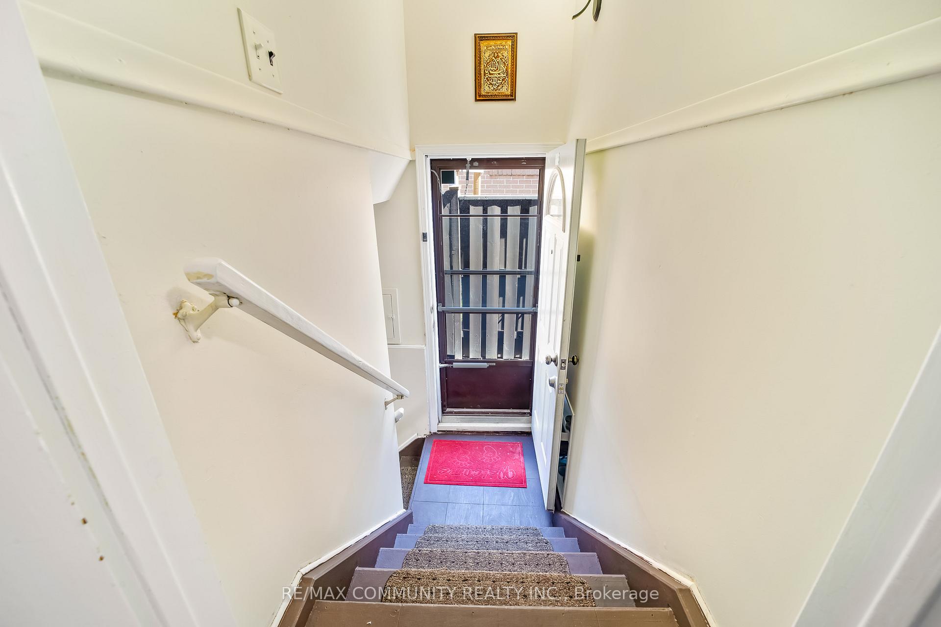 Photo 24 of 103 Packard Boulevard, Scarborough, Bendale — HOMEH