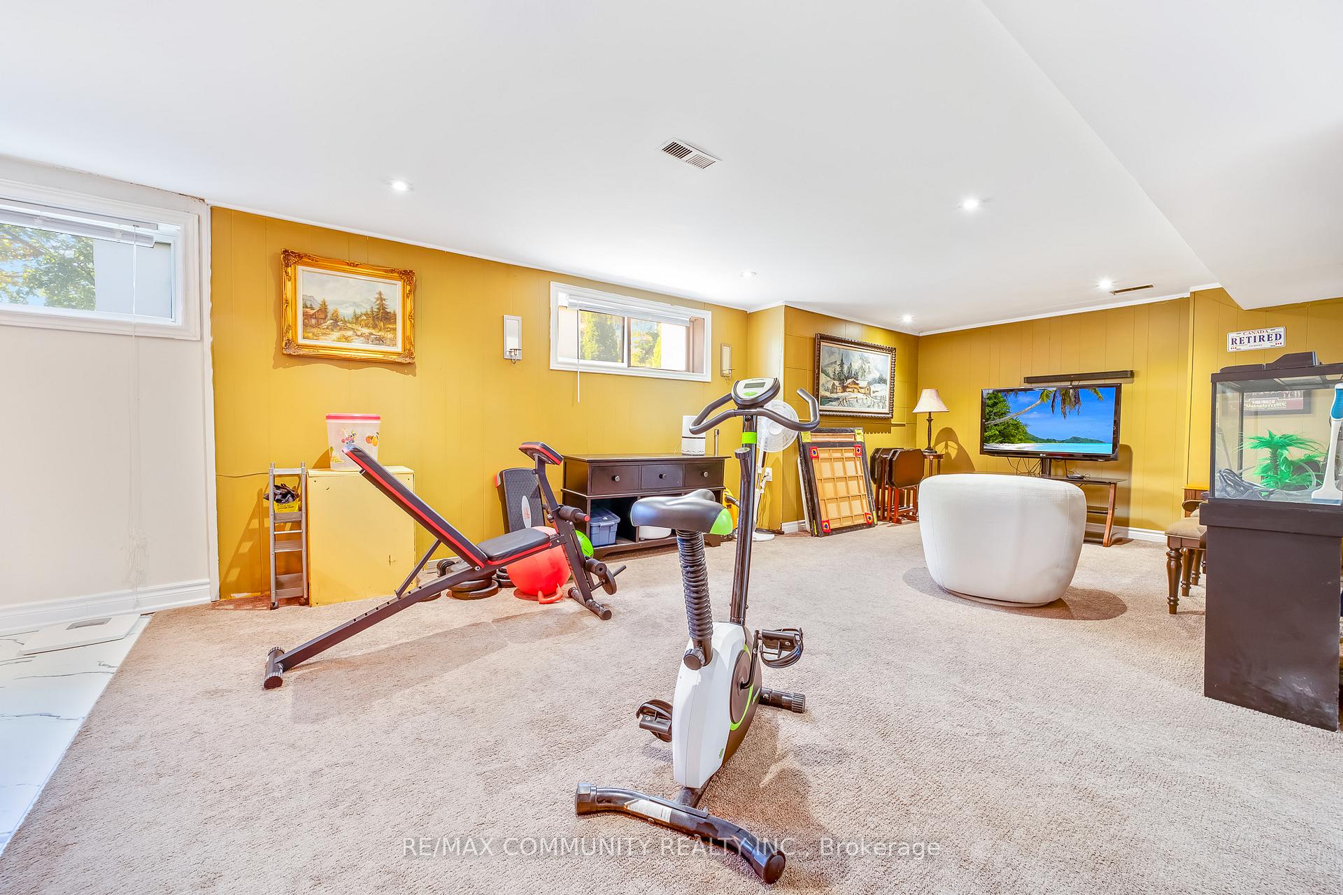 Photo 28 of 103 Packard Boulevard, Scarborough, Bendale — HOMEH