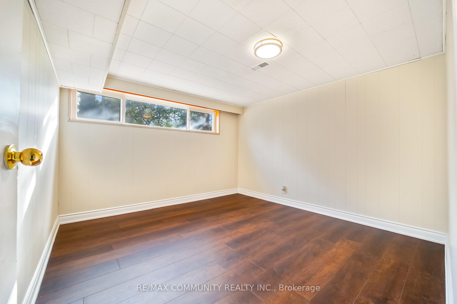 Photo 35 of 103 Packard Boulevard, Scarborough, Bendale — HOMEH