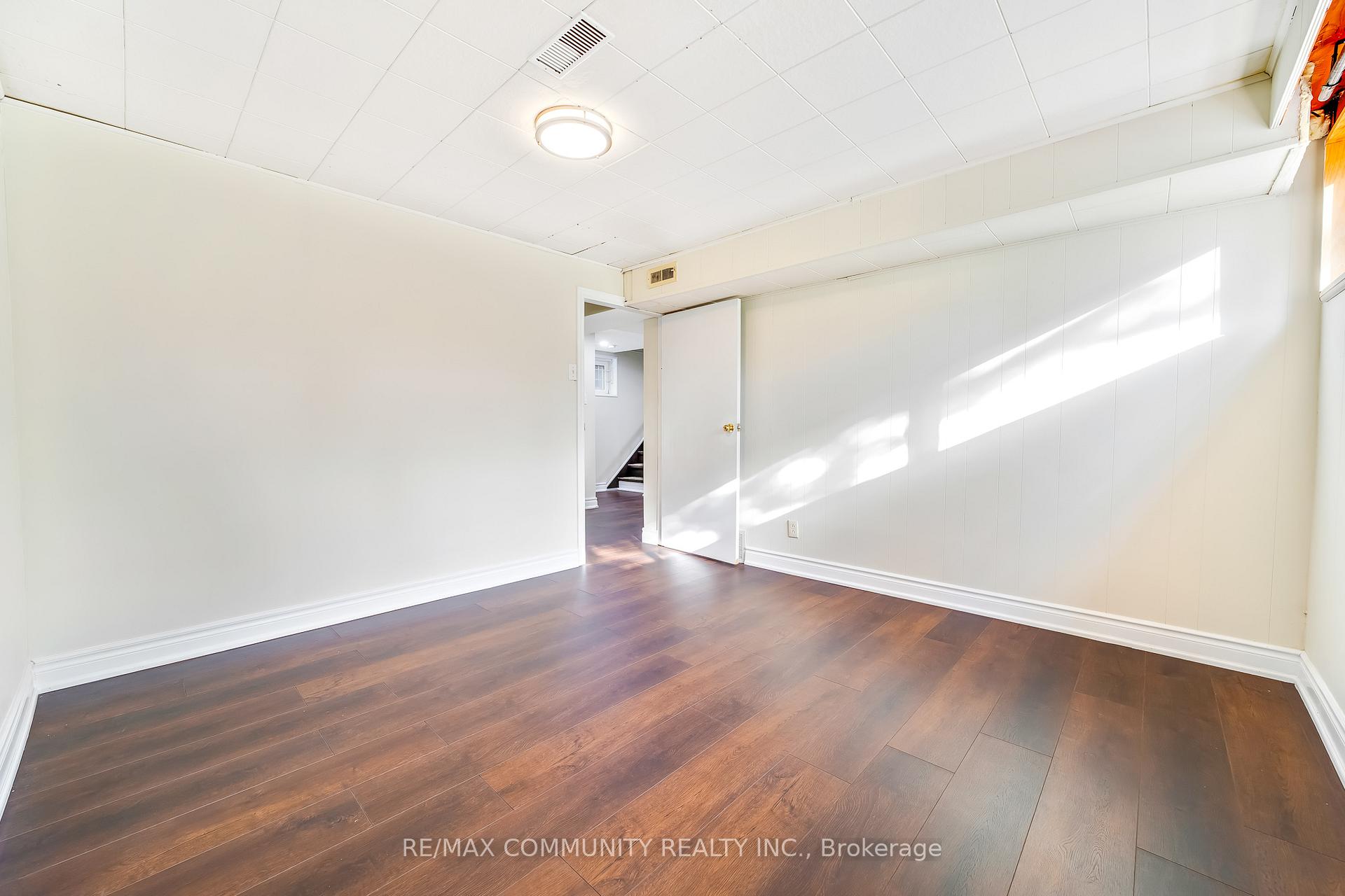 Photo 36 of 103 Packard Boulevard, Scarborough, Bendale — HOMEH