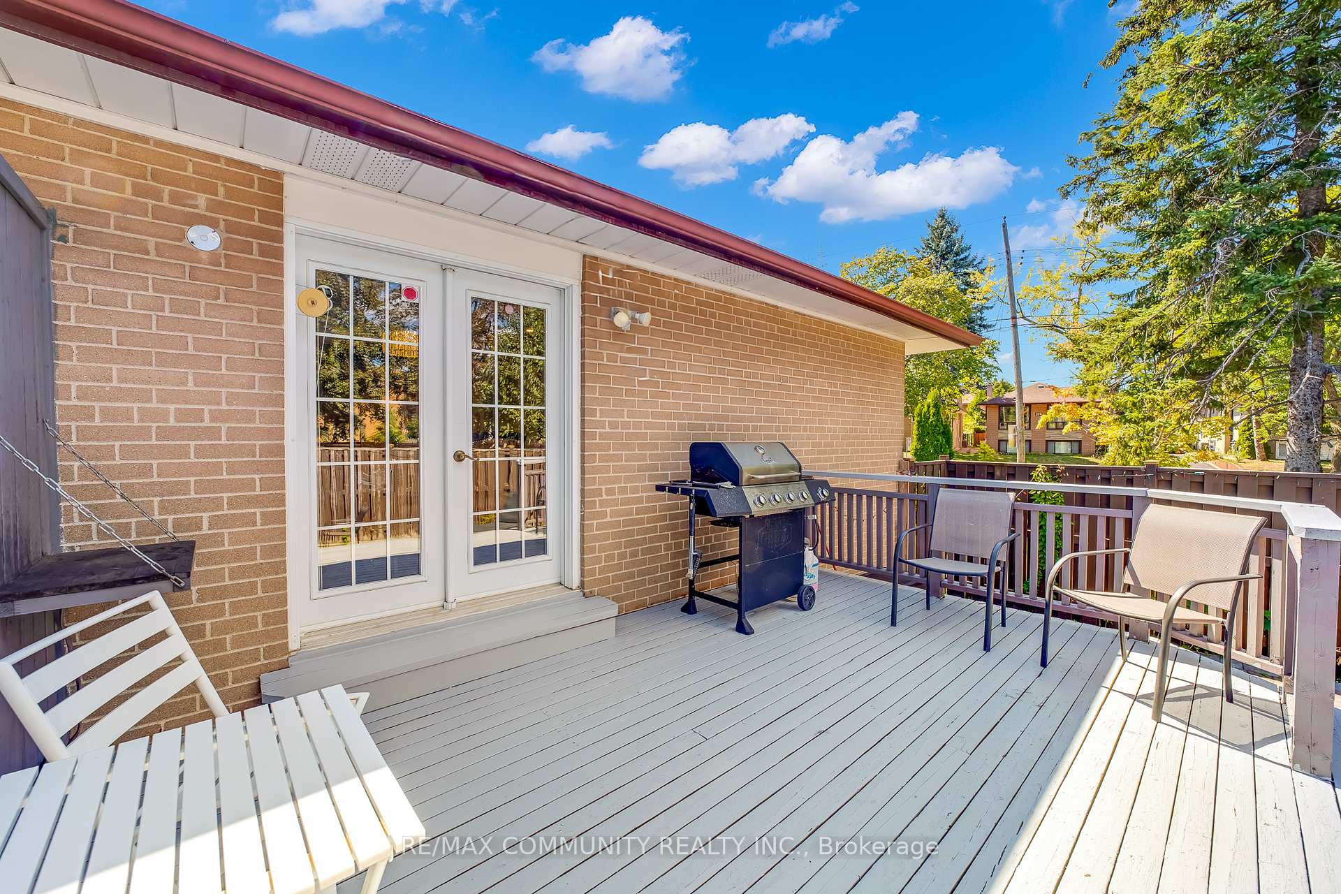 Photo 40 of 103 Packard Boulevard, Scarborough, Bendale — HOMEH