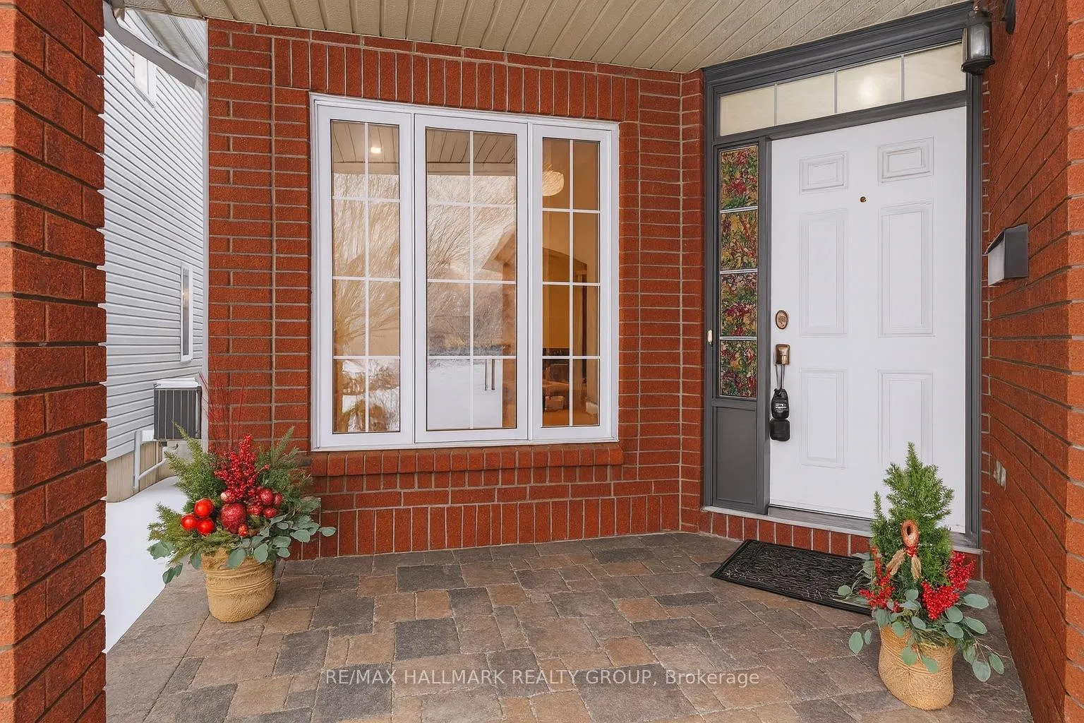 Photo 2 of 143 Borealis Crescent, Ottawa, Carson Meadows — HOMEH