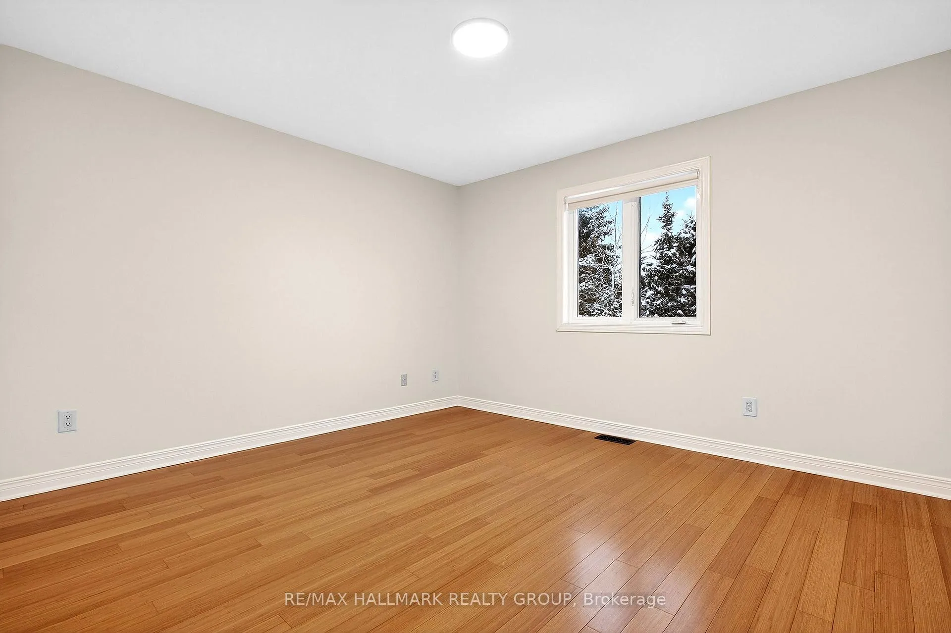 Photo 30 of 143 Borealis Crescent, Ottawa, Carson Meadows — HOMEH