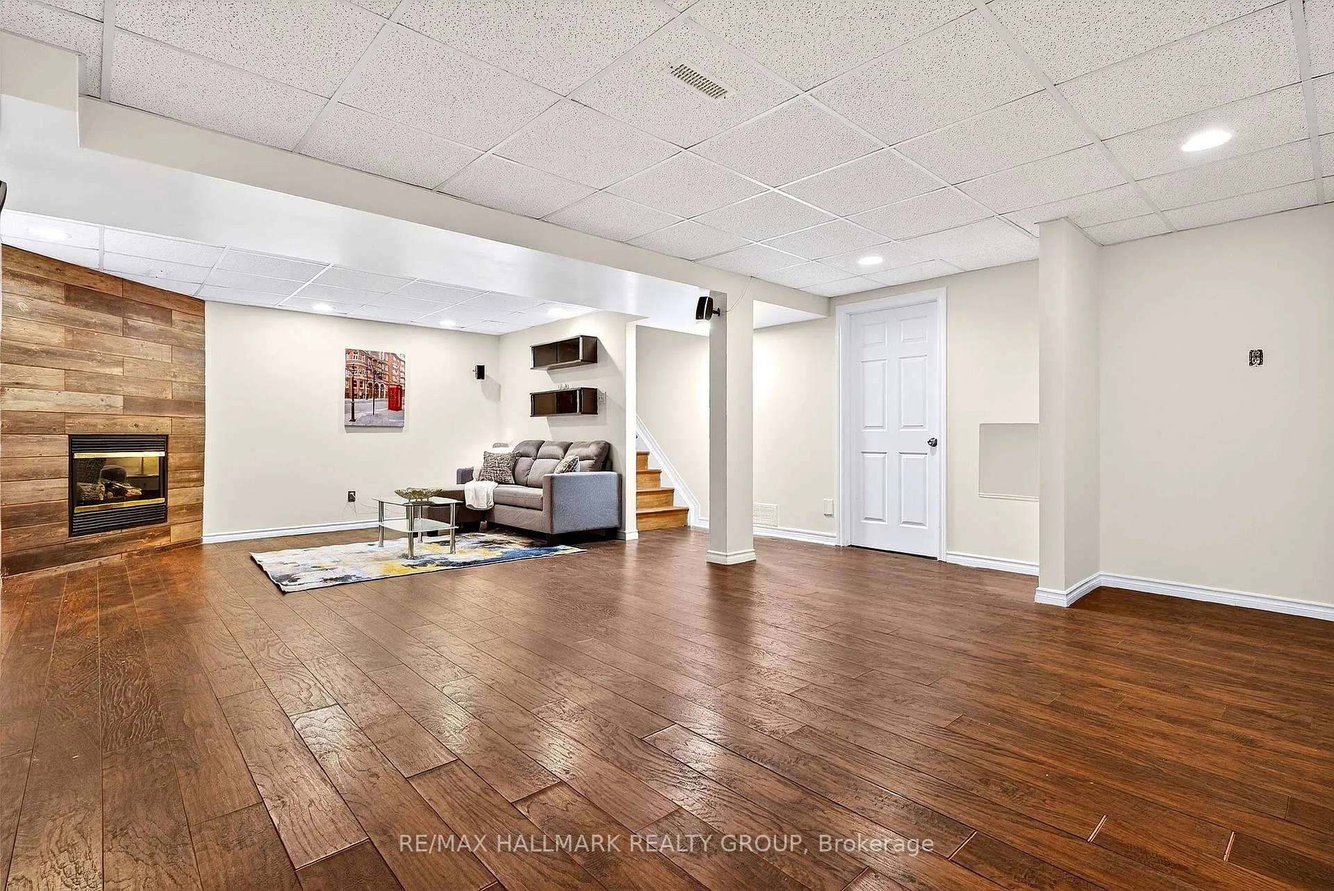 Photo 35 of 143 Borealis Crescent, Ottawa, Carson Meadows — HOMEH