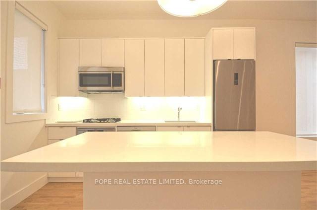 Photo 2 of Unit 6, 427 Crawford Street, Toronto, Palmerston-Little Italy — HOMEH