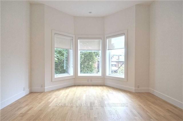 Photo 11 of Unit 6, 427 Crawford Street, Toronto, Palmerston-Little Italy — HOMEH