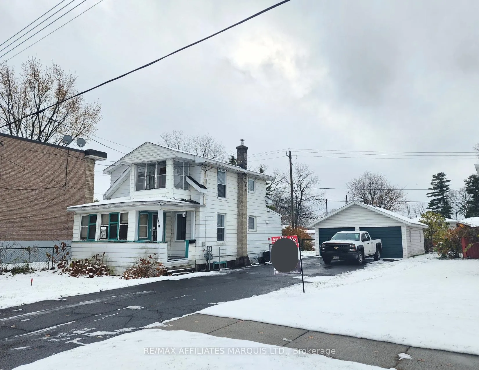 Photo 1 of 1200 Notre Dame Street, Cornwall — HOMEH