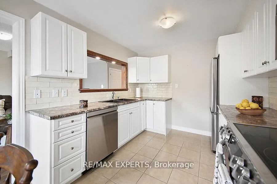Photo 7 of 2104 Galloway Street, Innisfil, Alcona — HOMEH
