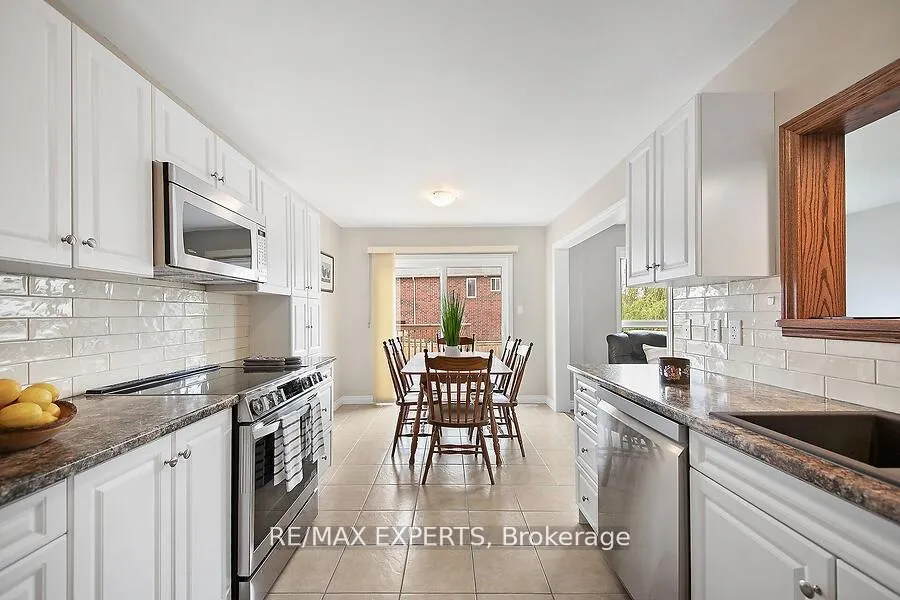 Photo 8 of 2104 Galloway Street, Innisfil, Alcona — HOMEH