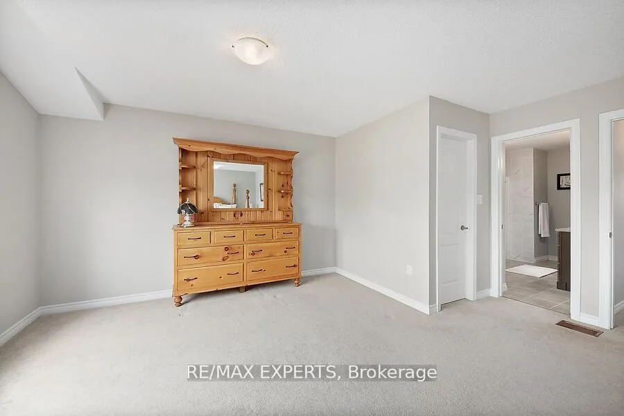 Photo 12 of 2104 Galloway Street, Innisfil, Alcona — HOMEH