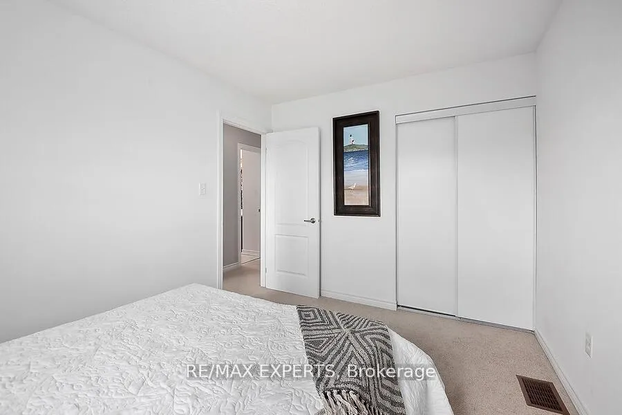 Photo 17 of 2104 Galloway Street, Innisfil, Alcona — HOMEH