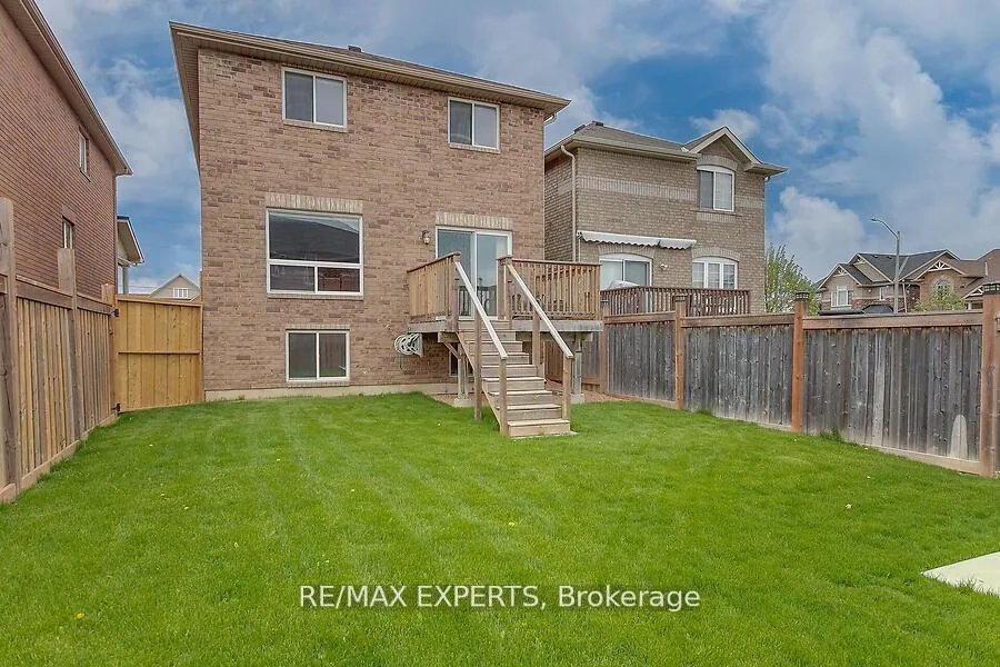 Photo 24 of 2104 Galloway Street, Innisfil, Alcona — HOMEH