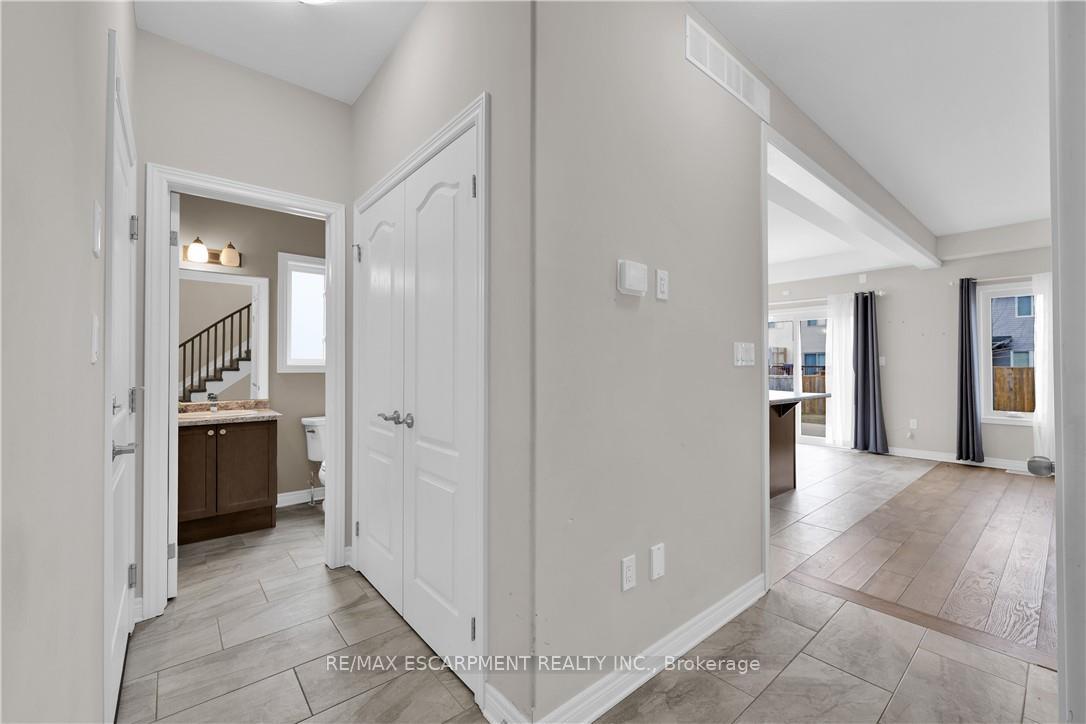 Photo 18 of 1224 Uppers Lane, Thorold, Rolling Meadows — HOMEH