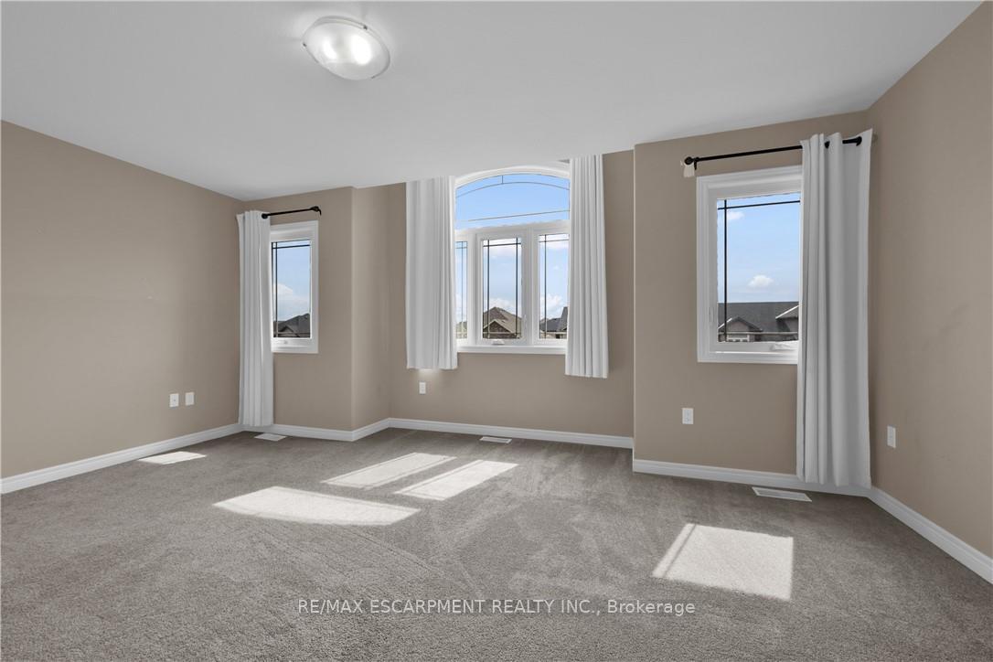 Photo 22 of 1224 Uppers Lane, Thorold, Rolling Meadows — HOMEH