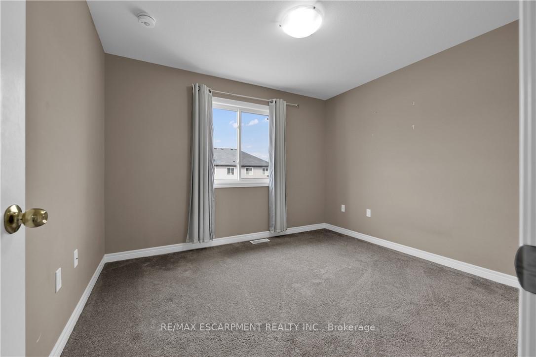 Photo 28 of 1224 Uppers Lane, Thorold, Rolling Meadows — HOMEH