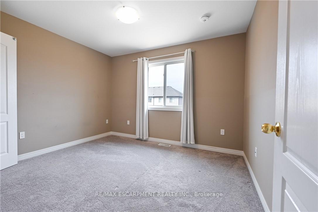 Photo 30 of 1224 Uppers Lane, Thorold, Rolling Meadows — HOMEH