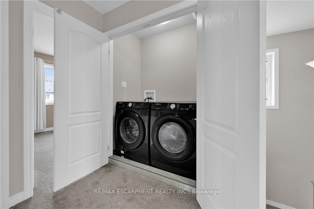 Photo 33 of 1224 Uppers Lane, Thorold, Rolling Meadows — HOMEH