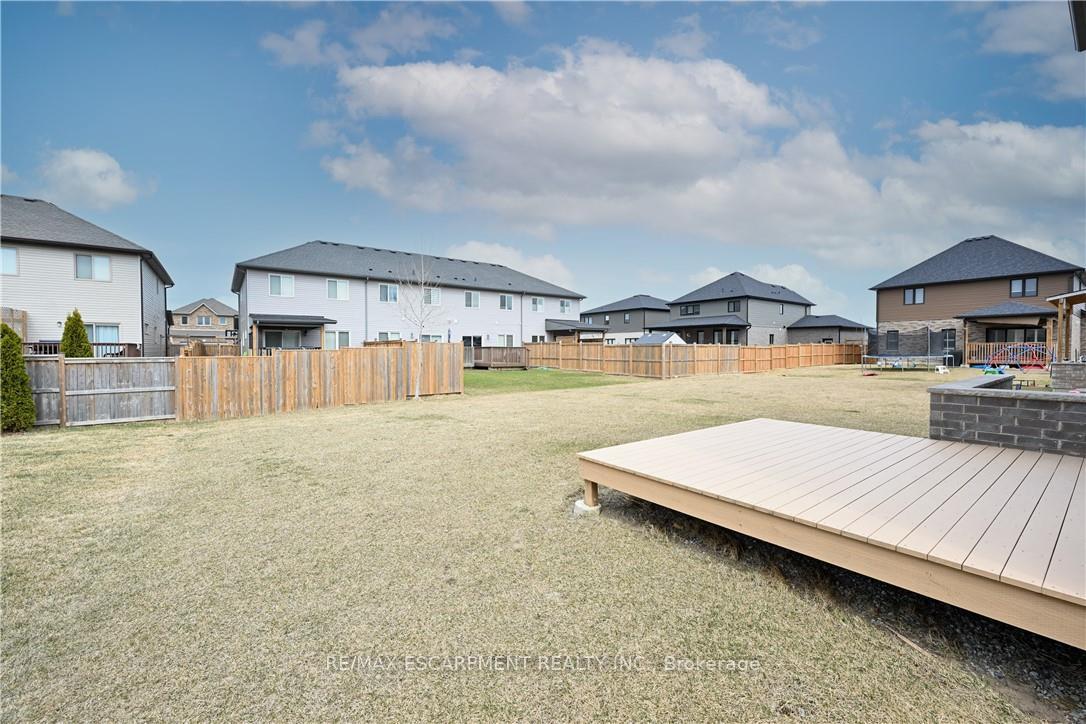 Photo 48 of 1224 Uppers Lane, Thorold, Rolling Meadows — HOMEH